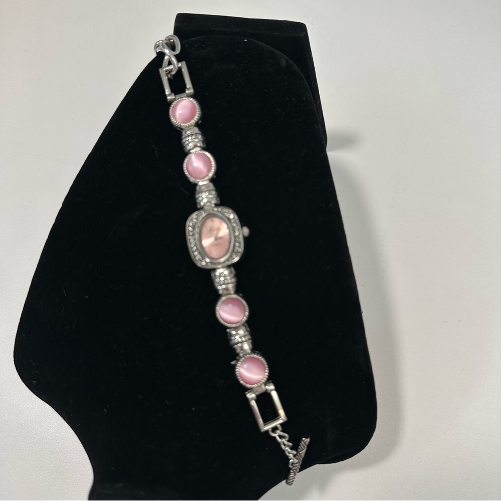 QUARTZ FONDINI Stainless Steel back Swiss Parts Pink Silver Watch